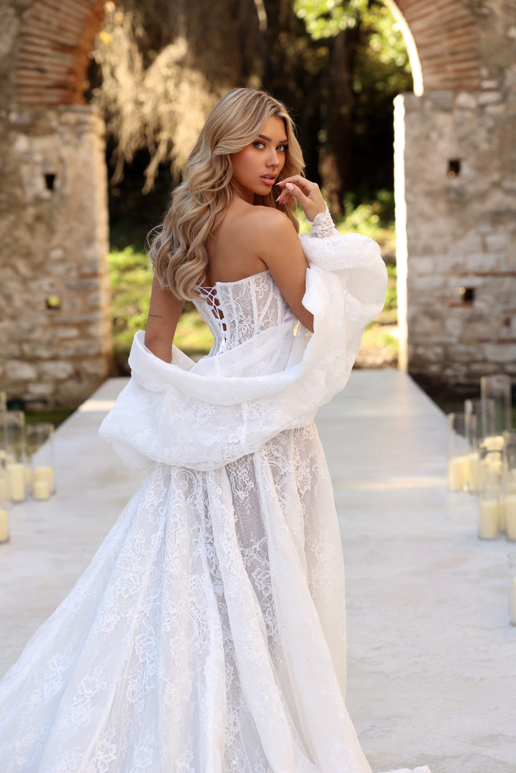 White Of Ilyria - 009